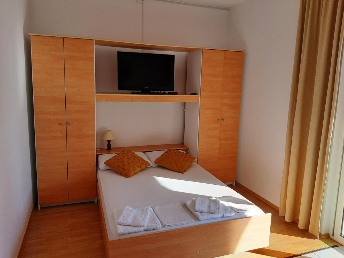 Apartments Ljulj Τρογκίρ Εξωτερικό φωτογραφία