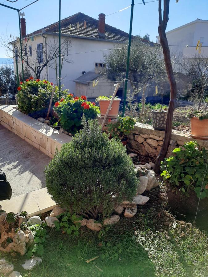 Apartments Ljulj Τρογκίρ Εξωτερικό φωτογραφία