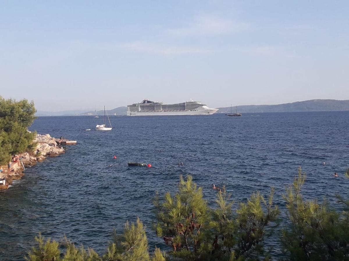 Apartments Ljulj Τρογκίρ Εξωτερικό φωτογραφία